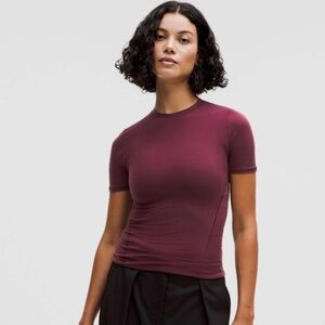 Lululemon Wundermost Hip-Length Crewneck Shirt (Size M) in Garnet